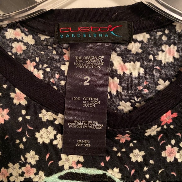 Custo Barcelona, floral print all over top with character appliqué, sz 2 - Picture 4 of 8